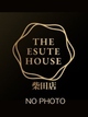 THE ESUTE HOUSE ēc  
